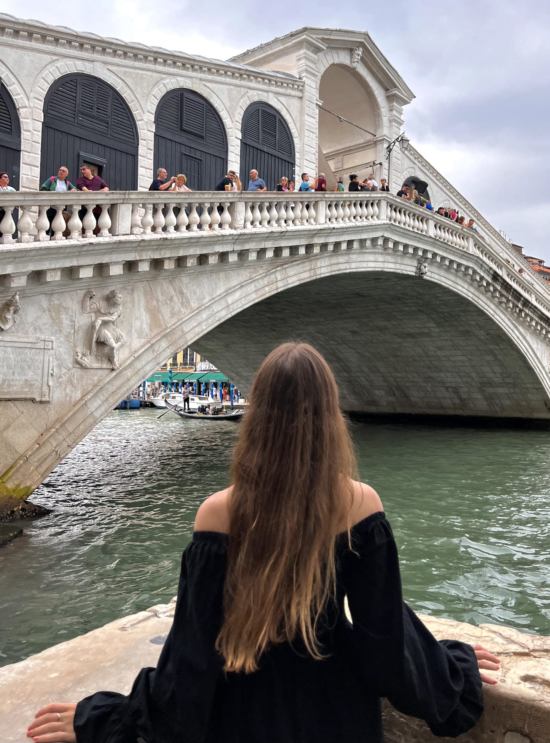 Anna at the Rialto bridge in Venice